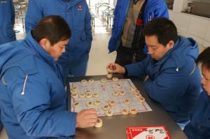 职工冬季运动会象棋比赛现场